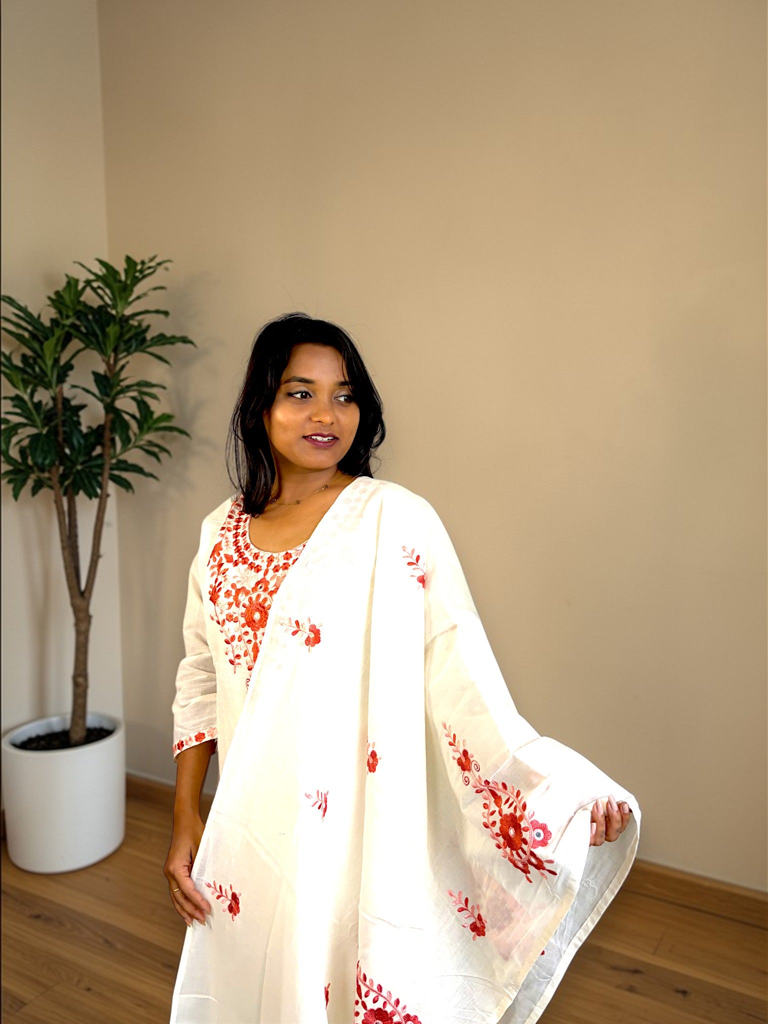 Laal Phool Embroidered Kurta Set — Ivory White & Red (3-Piece)