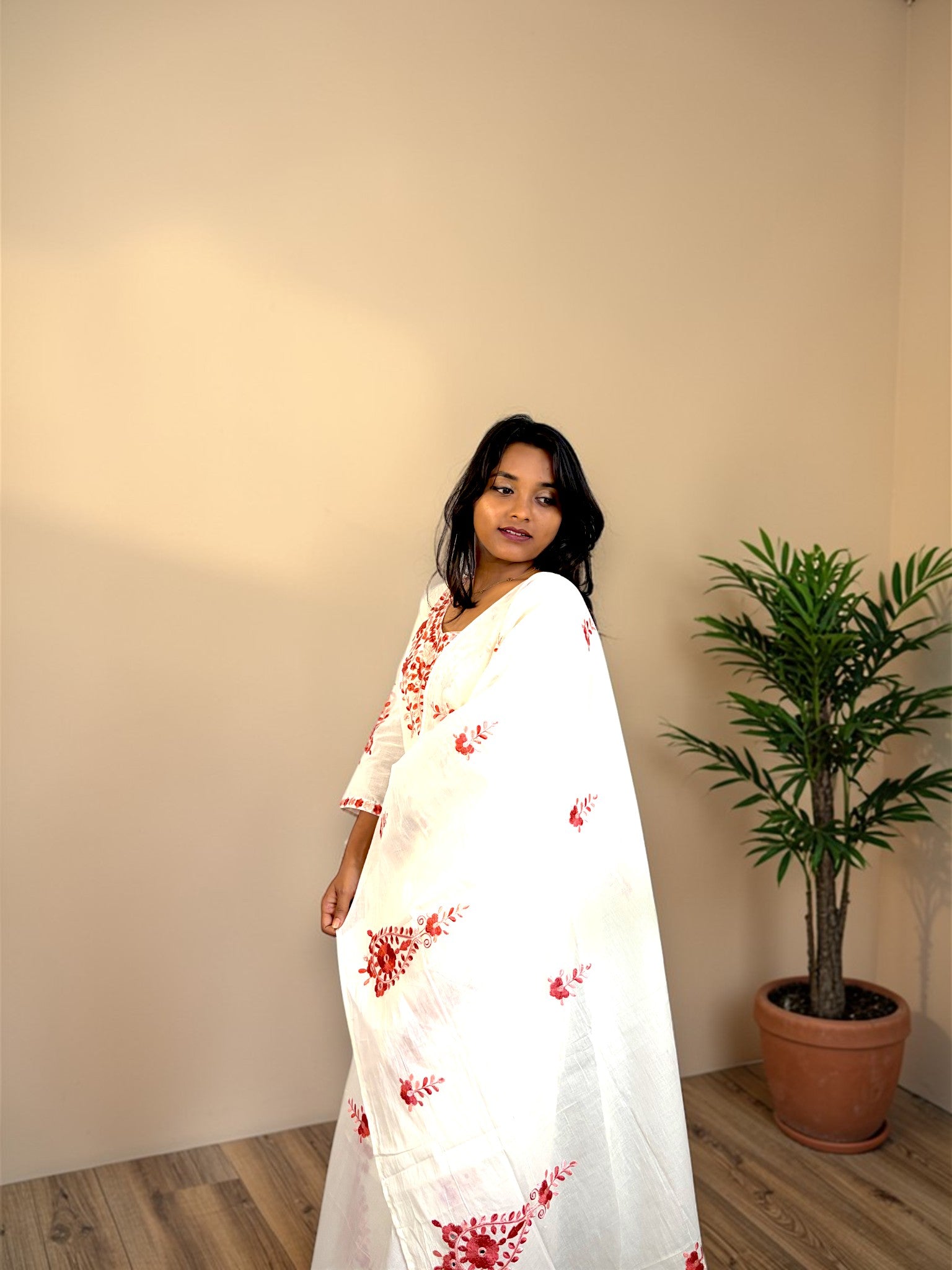 Laal Phool Embroidered Kurta Set — Ivory White & Red (3-Piece)