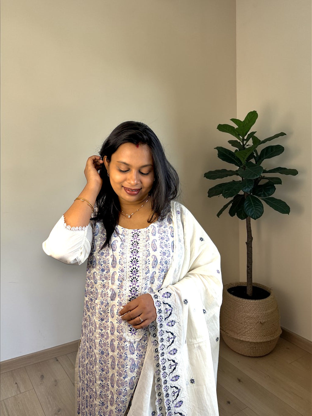 Vasanam | Noor Paisley Chikankari Kurta Set — White & Lavender (3-Piece)