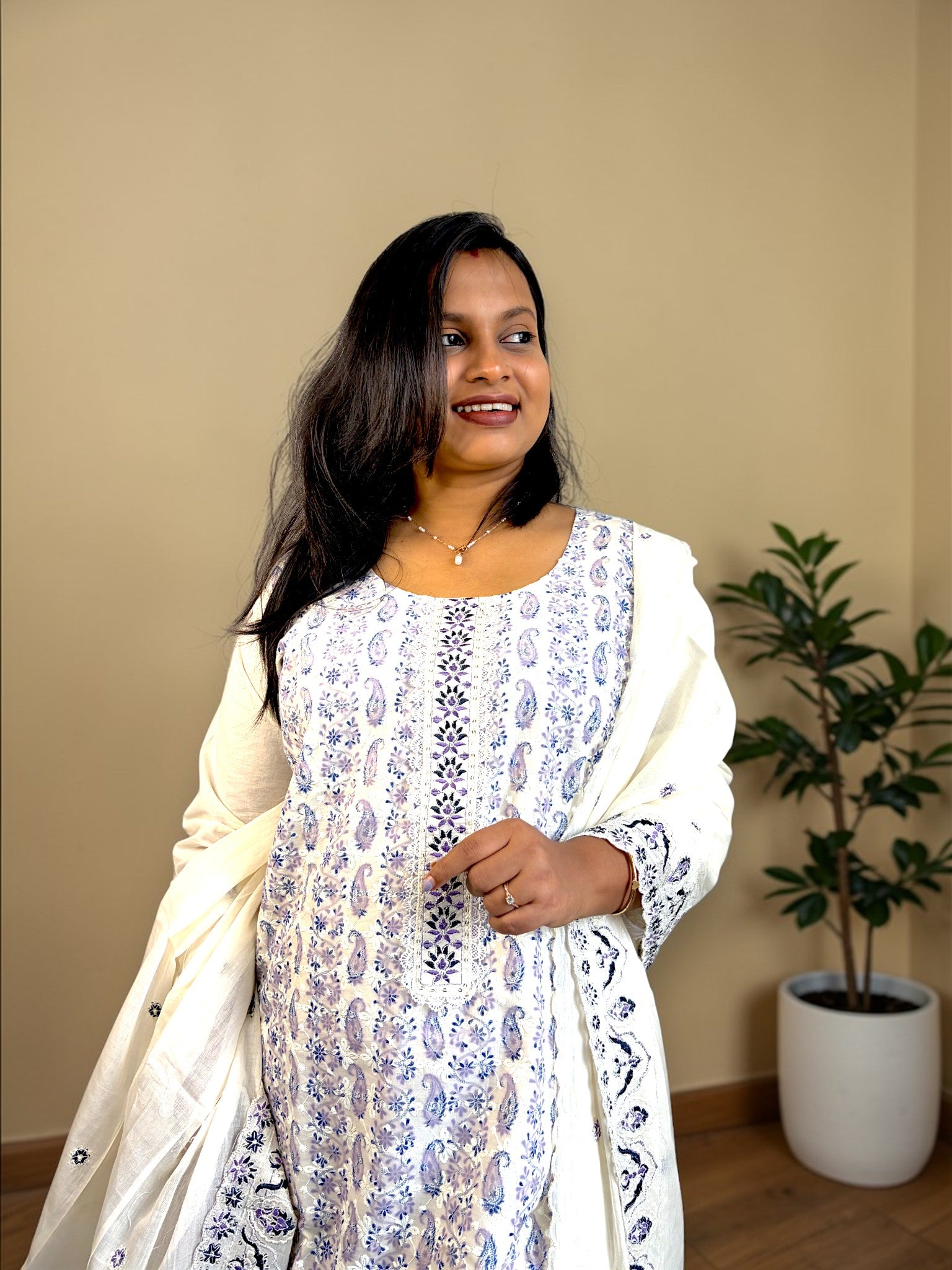 Vasanam | Noor Paisley Chikankari Kurta Set — White & Lavender (3-Piece)