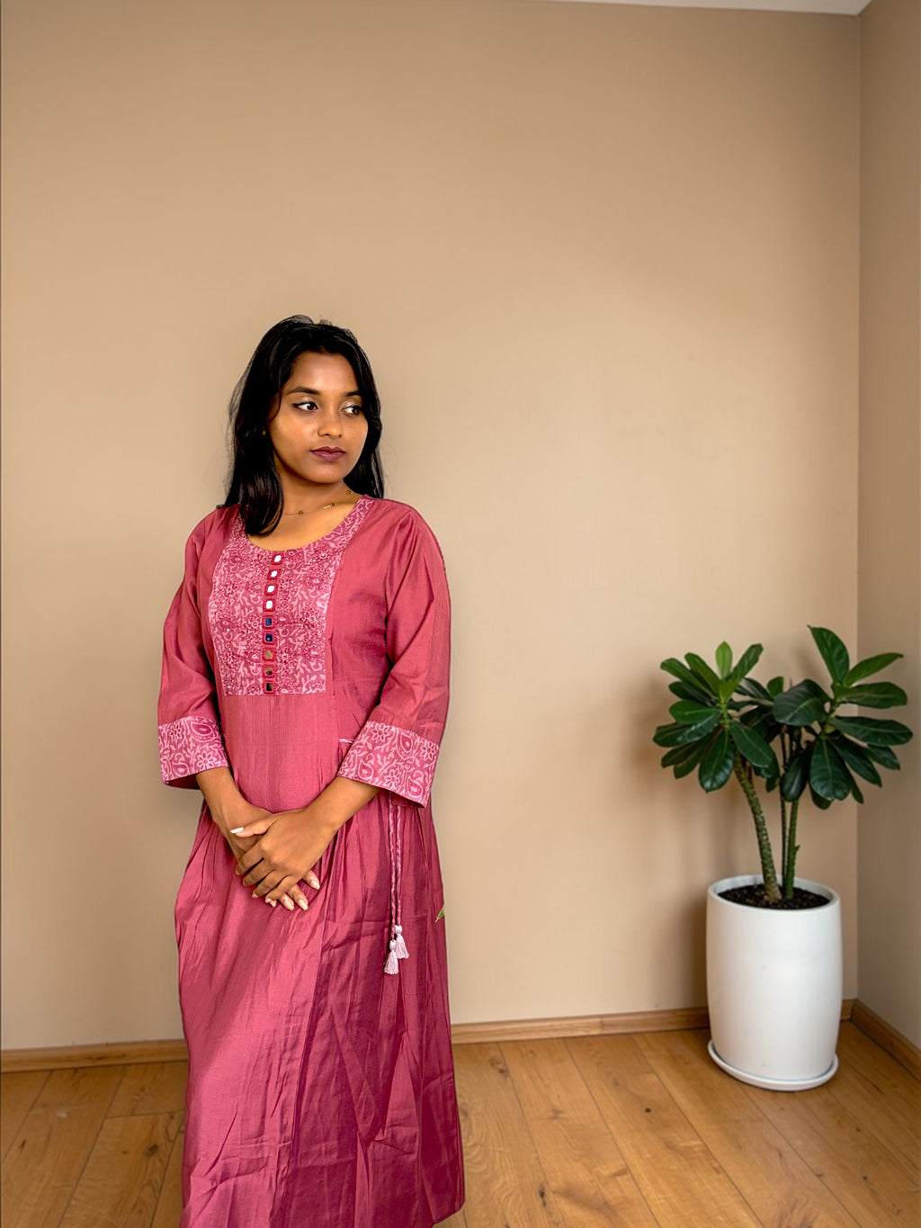 Gulkand Mirror Work Kurta — Dusty Rose