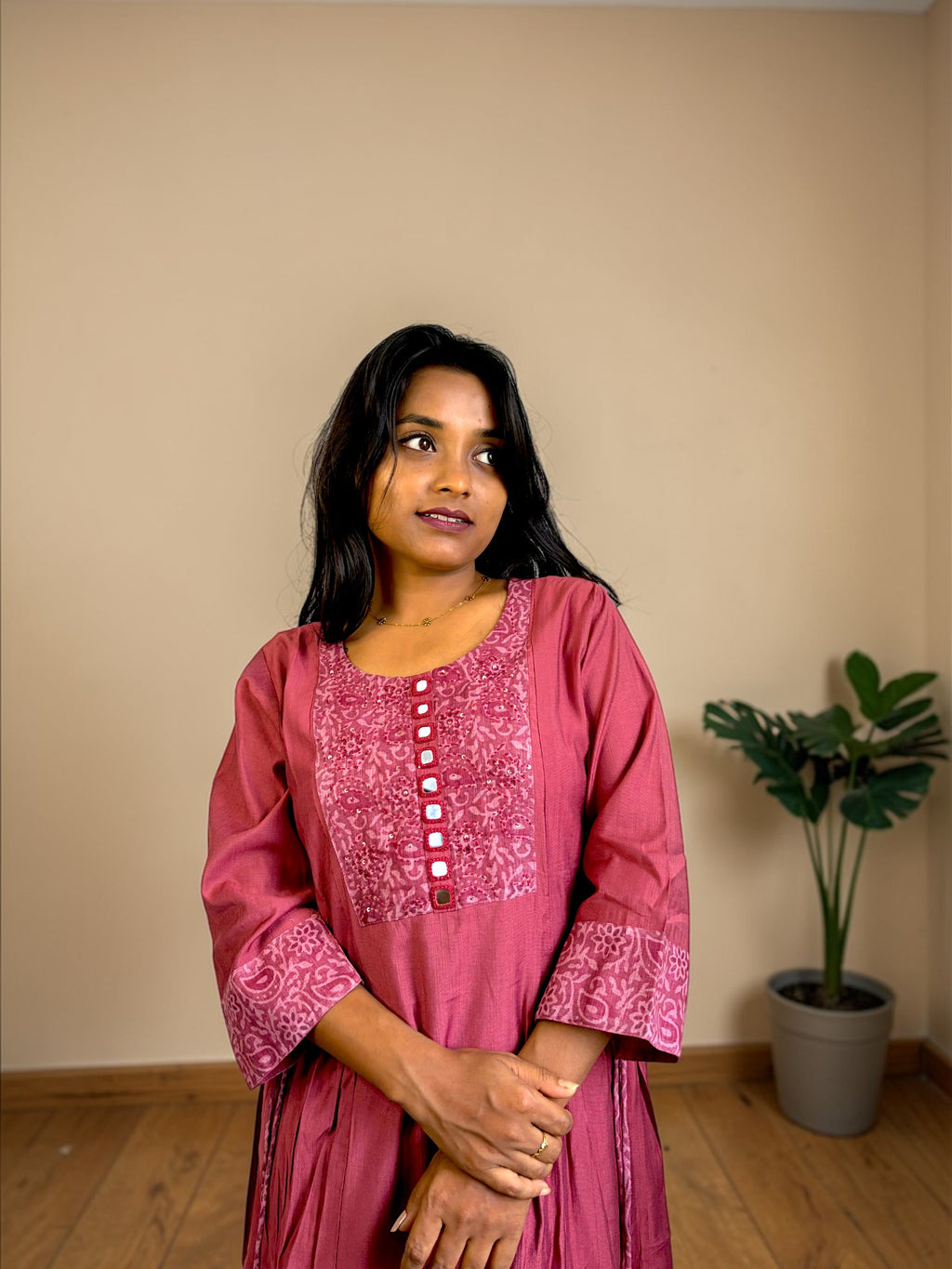 Gulkand Mirror Work Kurta — Dusty Rose