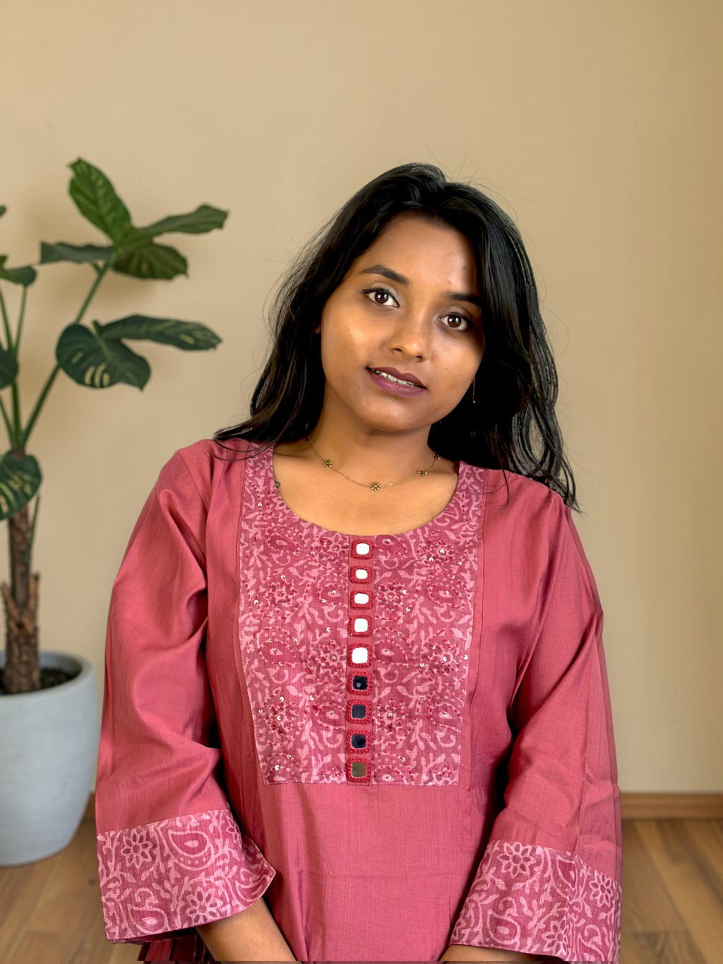 Gulkand Mirror Work Kurta — Dusty Rose