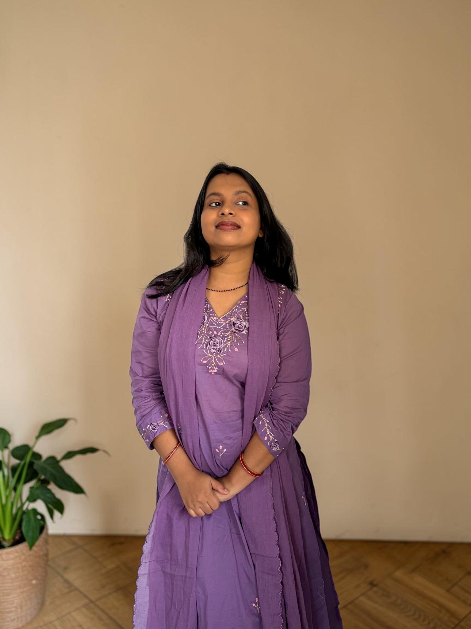Lavender Rose Embroidered Kurta Set with Dupatta & Pants | 3-Piece | Vasanam