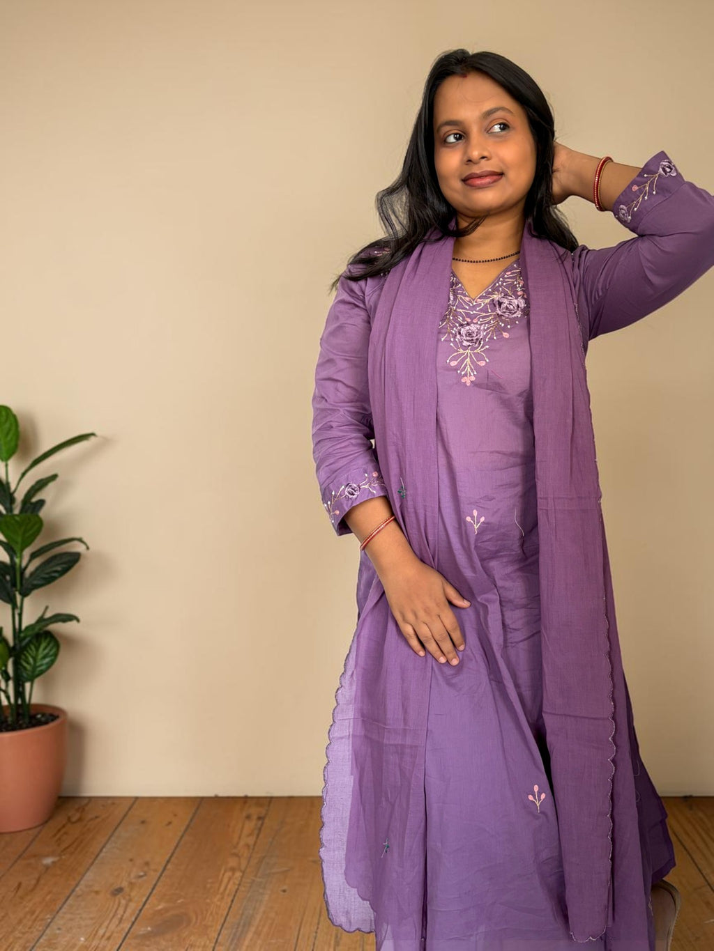 Lavender Rose Embroidered Kurta Set with Dupatta & Pants | 3-Piece | Vasanam